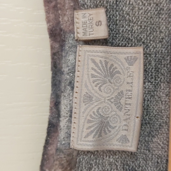 Dantelle Soft floral top - Picture 3 of 7